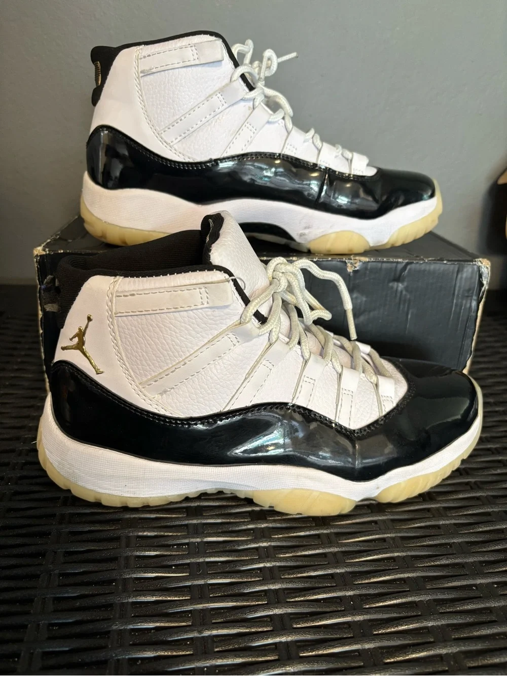 Air Jordan 11 Retro Concord Men’s Size 9.5 White Black CT8012-170
